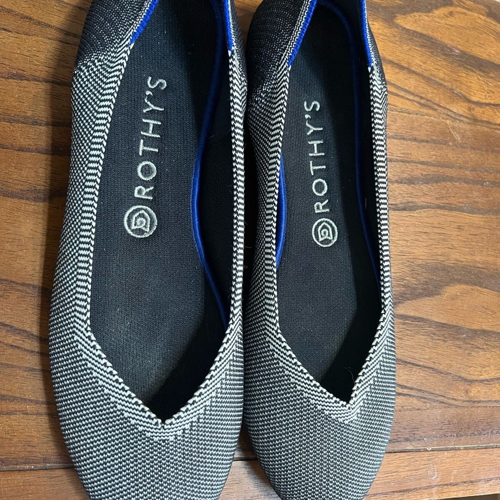 Rothy's Black and white rounded toe ballet Flats
